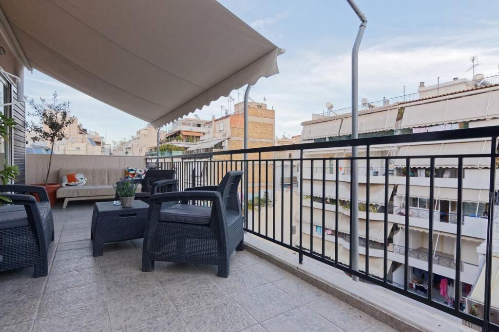 Big Terrace Near Metro And Athens Center Apartment Exterior photo